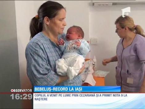 Bebeluş de saşe kilograme, în Iaşi