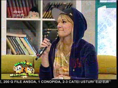 Nicola oferă lecţii de canto