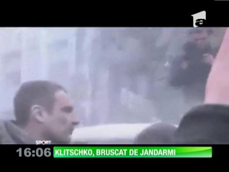 Vitali Klitschko a fost bruscat de jandarmi