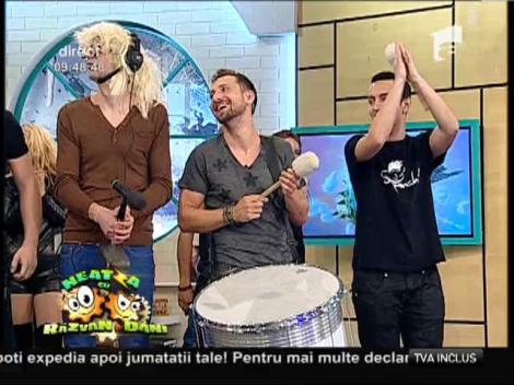 Răzvan și Dani, în ipostaze incendiare cum nu i-ai mai văzut niciodată. Uite ce talente nebănuite au matinalii!