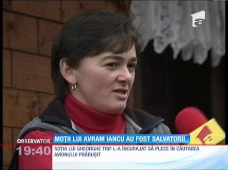 Cine sunt salvatorii medicilor din avionul prăbuşit