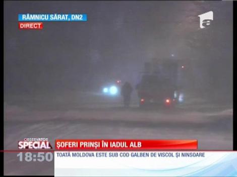 Prima zăpadă din an a blocat România!