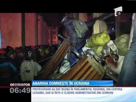 Anarhia a pus stăpânire pe Ucraina!