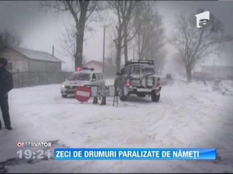România e paralizată de viscol!