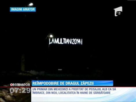 Un primar a împodobit din nou cu ghirlande o comuna din județul Mehedinţi