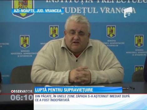 Vrancea: Operaţiune de salvare extrem de dificilă pentru doi dependenţi de dializă
