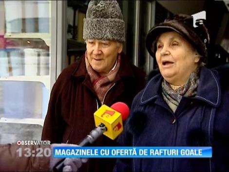 Magazinele au rafturile goale