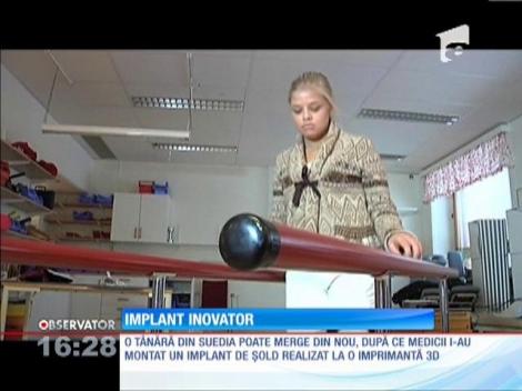 O tânără din Suedia poate merge din nou graţie unei imprimante 3D