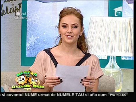 Roxana Ionescu citeşte sexy o reţeta!