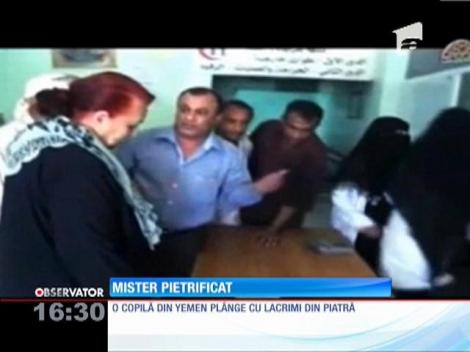 O fetiţă de 12 ani plânge cu pietre în loc de lacrimi!