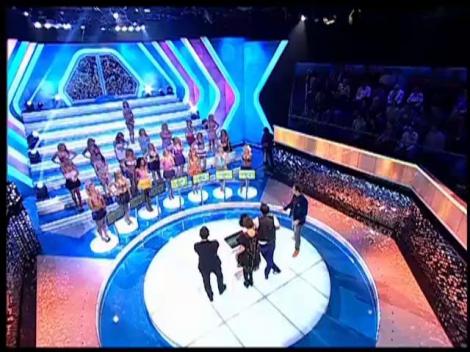 Rândul 5: Când te duci în vacanţă pe insula Sumatra înseamnă că te duci în.. ?