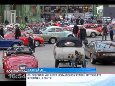 Zeci de maşini de epocă şi motociclete care au fost conduse de celebrităţi, scoase la licitaţie