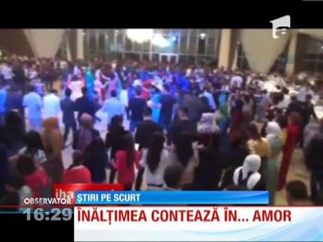 Studiu: Femeile se simt mai atrăgătoare în compania bărbaţilor înalţi