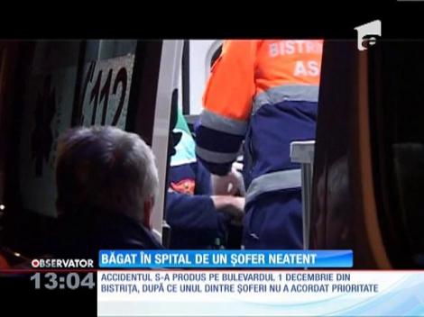 Bărbat băgat în spital de un şofer neatent