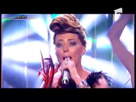 Delia & Pepe se transformă în Jennifer Lopez feat. Pitbull - "Live it up"