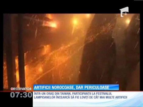 Festivalul Lampioanelor capătă o formă foarte riscantă într-un oraş din Taiwan