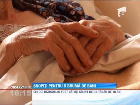 Doi bătrâni au fost snopiţi în bătaie pentru o brumă de bani