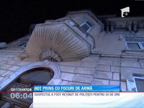 Un hoţ din Capitală a fost prins cu focuri de armă, dupa ce a spart o maşină