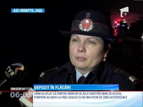 Incendiu puternic la un depozit din Iaşi