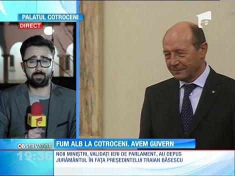 Avem Guvern! 17 miniştri noi au depus, în urmă cu o oră, jurămîntul în faţa lui Traian Băsescu