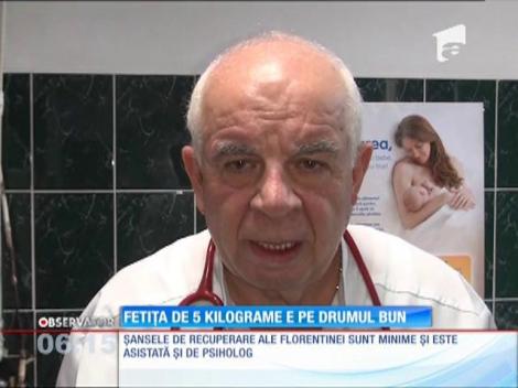 Fetiţa de 5 ani şi 5 kilograme se simte tot mai bine