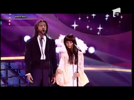 Andrea Bocelli & Sarah Brightman - "Time to say good bye". Vezi transformarea lui Nicole Cherry și a lui Ristei la Te cunosc de undeva!