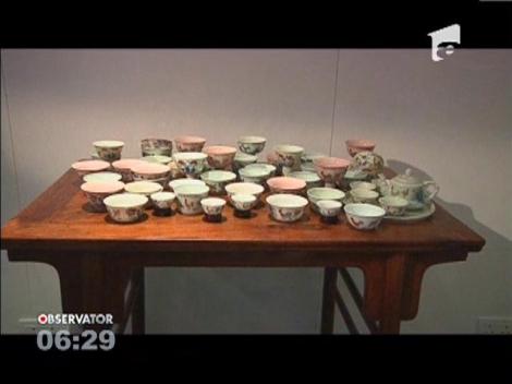 O ceşcuţă de ceai veche de cinci secole ar putea fi vândută la licitaţie cu aproape 35 de milioane de dolari