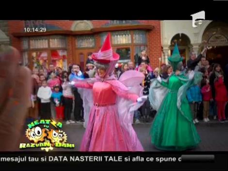 Reporterul Marian Duţă a mers în vacanţă la Disneyland Paris
