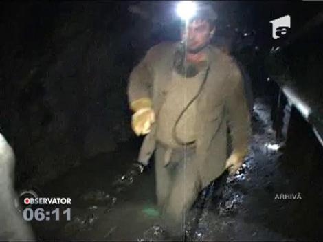 150 de mineri s-au blocat în singura mină de uraniu din România