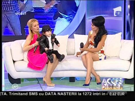 David, micul Michael Jackson, dansează pentru Andreea Mantea