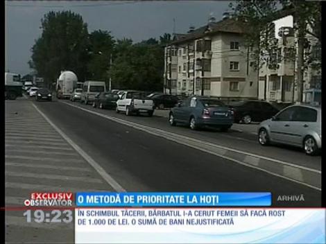 Lovită intenţionat în trafic, după ce celălat şofer i-a făcut semn să treacă