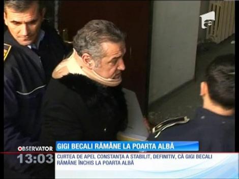 Gigi Becali rămâne la Poarta Albă