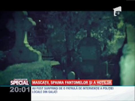 Special! Mascaţii, spaima din cimitire