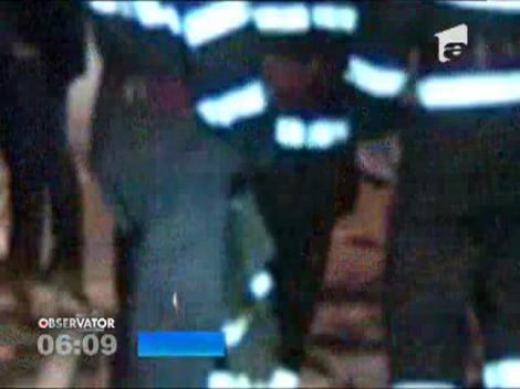 Un restaurant din Capitală în care erau mai mulţi clienţi a luat foc