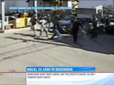 UPDATE/ Bătaie cu săbii şi bâte într-o benzinărie din Giurgiu!