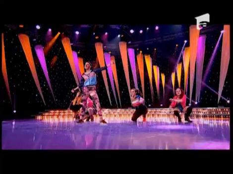 Culmea dansului: să te mişti atât de bine şi să n-ai iubit! Fetele de la Jinx sunt la mare căutare