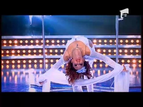 Duce tradiția mai departe: O minunăție de dans și acrobație de înaltă clasă, cu Nadia Buduruși