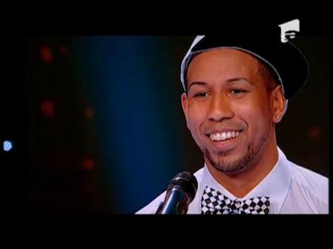 Ay, ay, ay, chicas! Reţeaua de socializare "Hi 5" l-a adus în România, iar pasiunea pentru dans, pe scenă