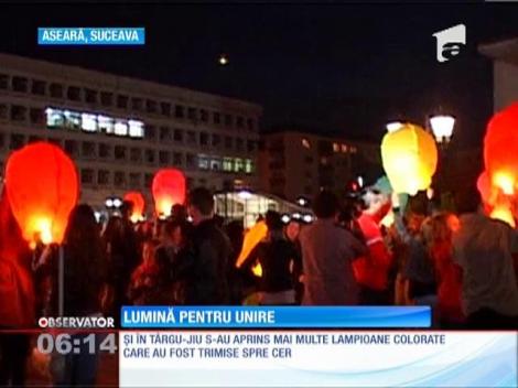 Zeci de tineri din Suceava au mărşăluit pe străzile oraşului şi au cerut unirea Basarabiei cu România