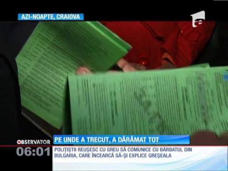 Două semafoare suspendate din centrul Craiovei, dărâmate un şofer de TIR imprudent