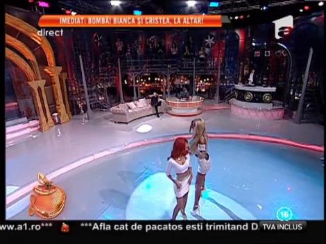 Ana Maria Mocanu, înlocuită pe ringul de dans cu sosia ei!
