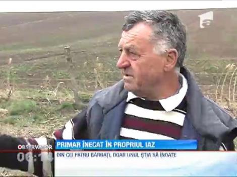 Primar înecat în propriul iaz