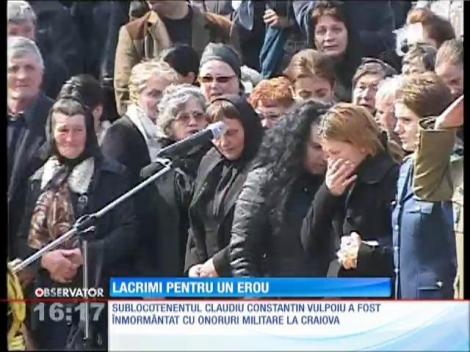 Lacrimi pentru un erou