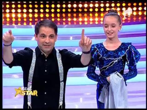 Andreea e susţinută de campionul Marian Drăgulescu. Un număr SPECIAL de contorsionism