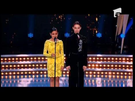 Juriu: Alex şi Lari primesc 3 stele aurii din partea juriului "România Dansează"