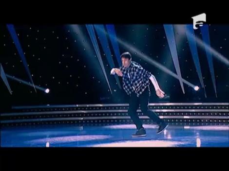 Dans: Adrian Petre pe scena "România Dansează"