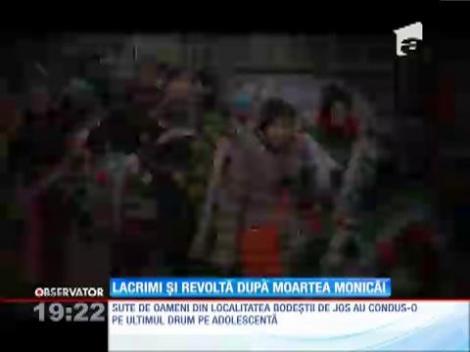 Lacrimi și revoltă după moartea elevei olimpice din Bodești