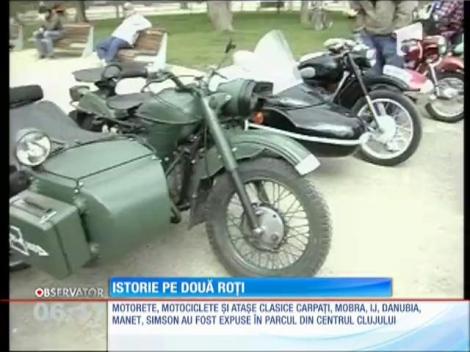 Colecţionari de motociclete vechi s-au adunat la Cluj