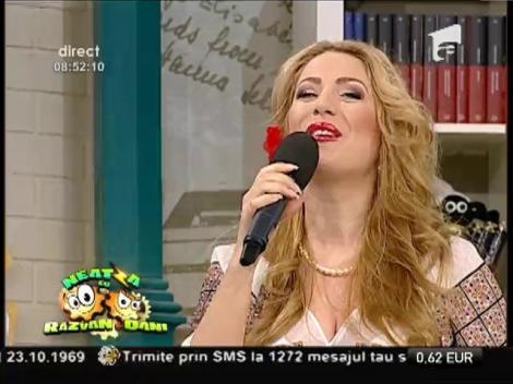 Lecţii de canto cu Răzvan şi Flavia!