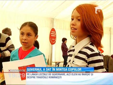 Guvernul României a dat în mintea copiilor.